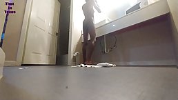 Amateur ebony girl pissing before fuck