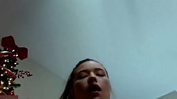 Amateur busty blonde babe recives a hot Xmas creampie