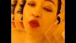 Amateur Latina shows her pussy