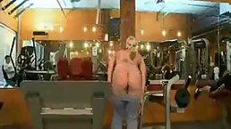 Busty blonde Austin Taylor gets naked workout