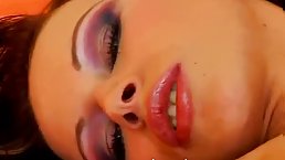 Hot Czech MILF Susana Spears rubbing her pussy
