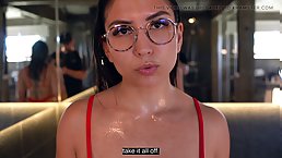 Round ass brunette babe with glases JOI and SMH