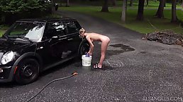 Kali Renee's naughty photoshoot